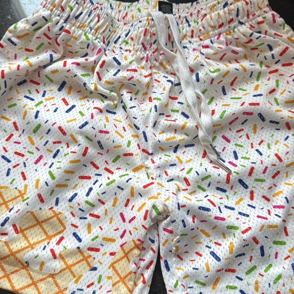 Baseball Lifestyle's Ice Cream Shorts - Vanilla
Youth large - Picture 5 of 8